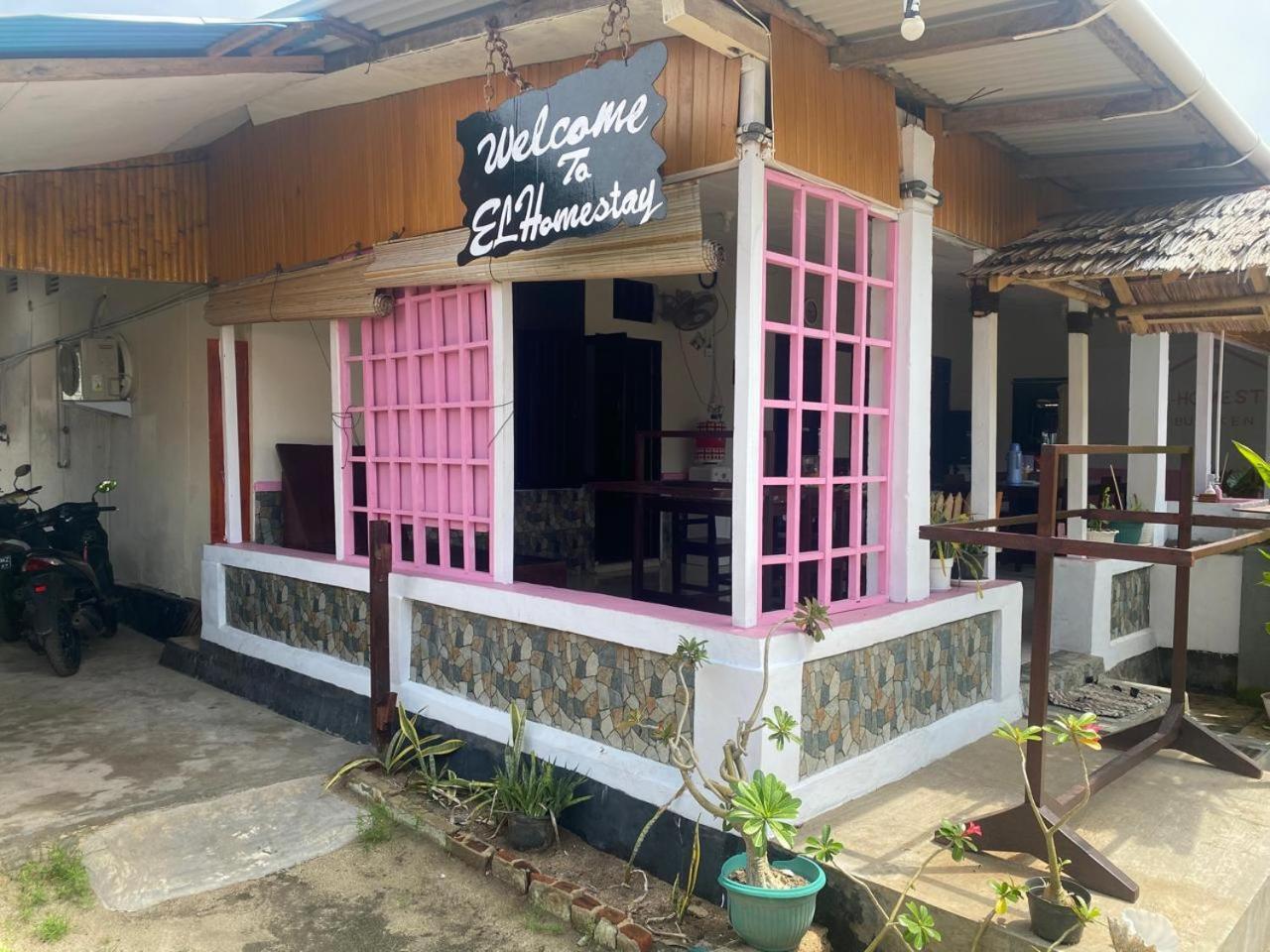 El Homestay Bunaken Eksteriør bilde