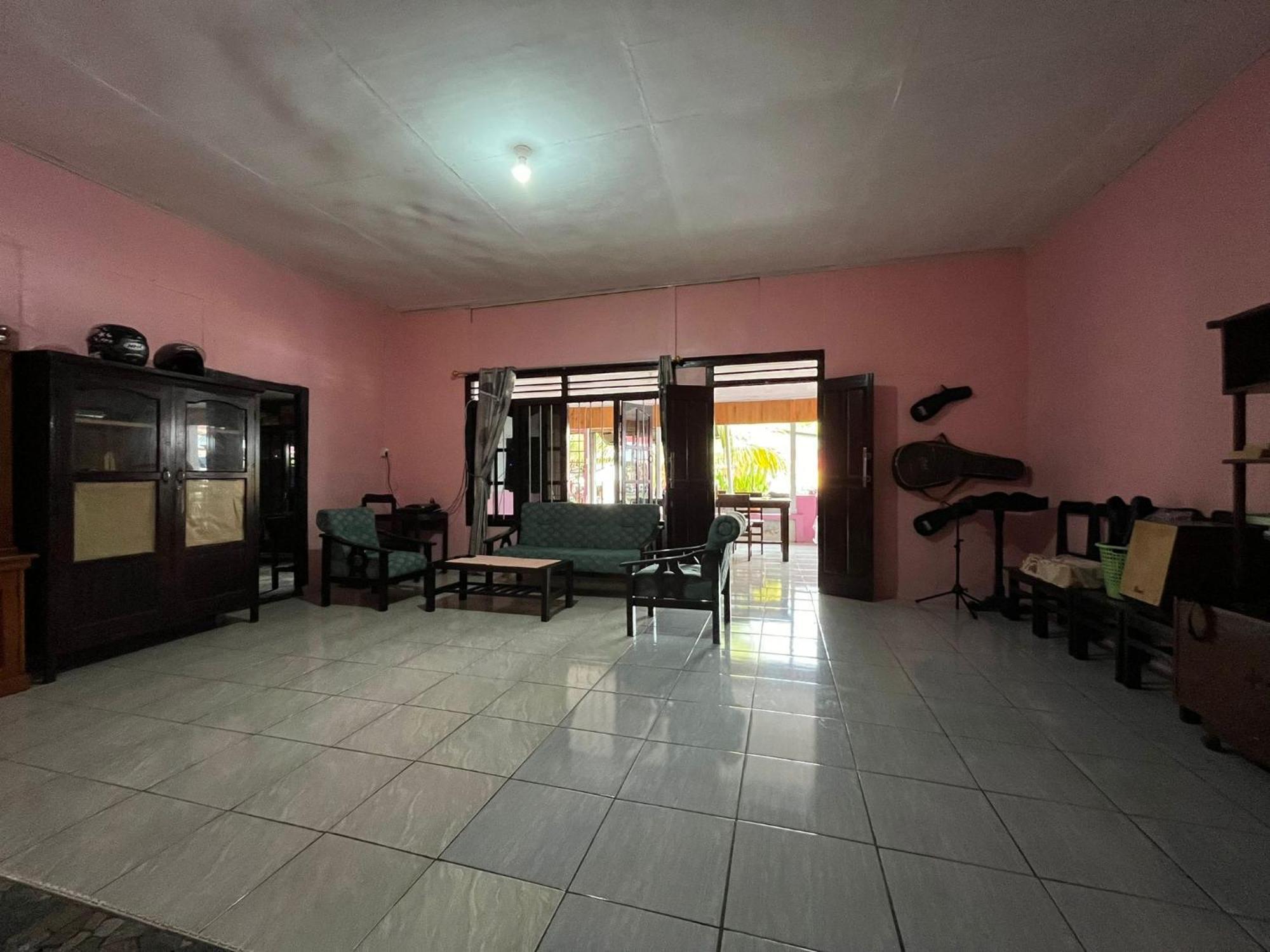 El Homestay Bunaken Eksteriør bilde